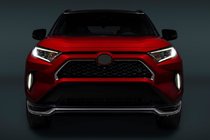 Toyota Rav 4 2019–2025 Chromové lišty na masku (2 ks) fotografie 1