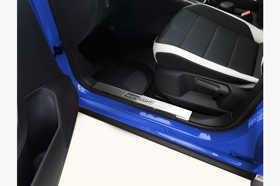 Volkswagen T-Roc 2017–2025 Nerezové prahové lišty WhiteNight (2 ks) Image