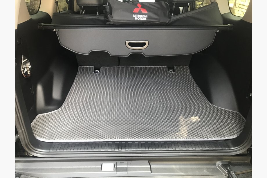 Lexus GX460 2009–2023 Vana do kufru pro 5místné 2009-2017 (EVA, černá) Image