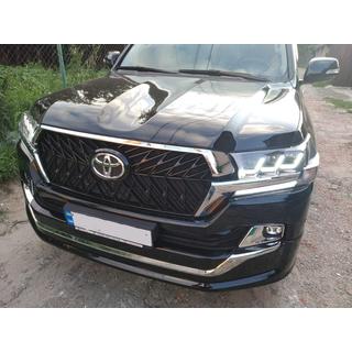 Maska chladiče 2016-2021 (TRD) Toyota Land Cruiser 200 2007–2021 fotografie 2