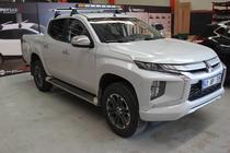 Mitsubishi L200 2015–2024 Střešní příčníky pro hladkou střechu (2 ks, Asaf V4) fotografie 1