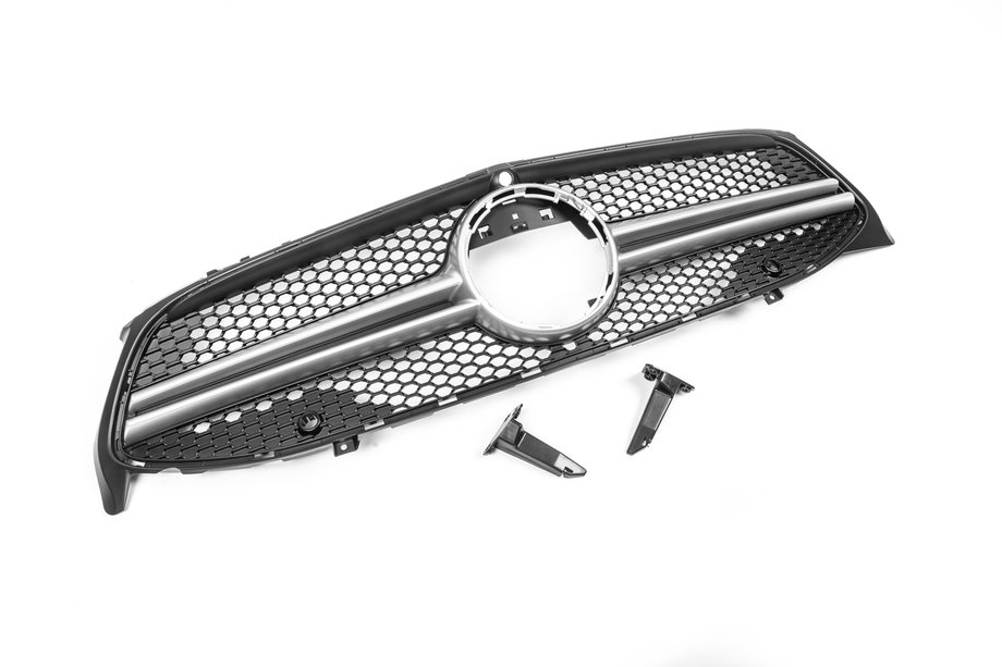 Mercedes CLA C118 2019– Přední maska chladiče AMG Silver (pro 2019-2022) Image
