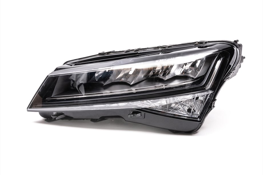 Skoda Superb 2015–2024 Přední LED světlomet (levý, originál, použitý) Image