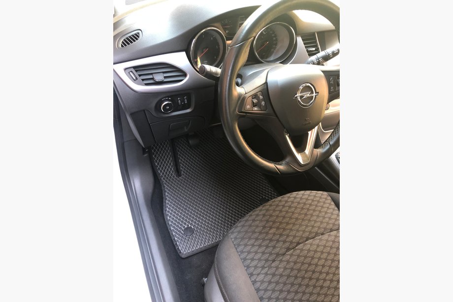 Opel Astra K 2016–2021 EVA autokoberce (černé) Image