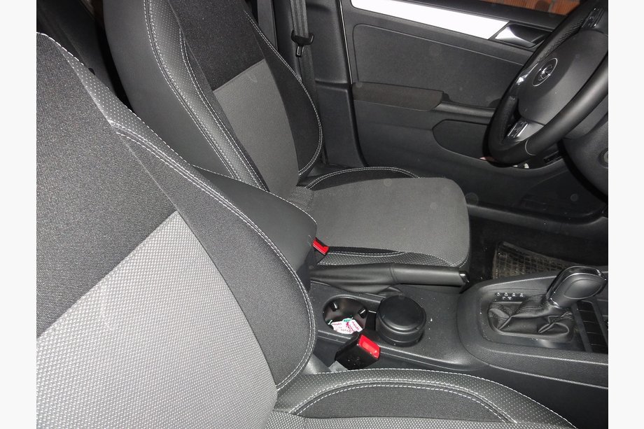 Volkswagen Jetta 2011–2018 Autopotahy SoyuzAuto Premium Image