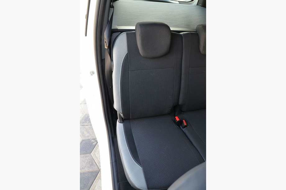 Dacia Lodgy 2012–2022 NOVINKA!!! Originální potahy na sedadla z ekokůže SoyuzAuto Premium Image