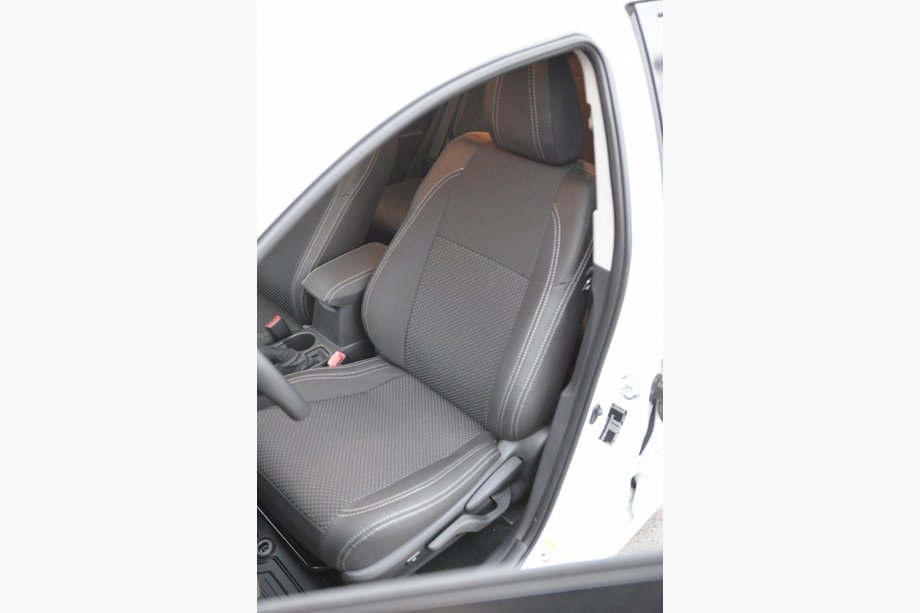Toyota Auris 2012–2018 Autopotahy SoyuzAuto Premium Image