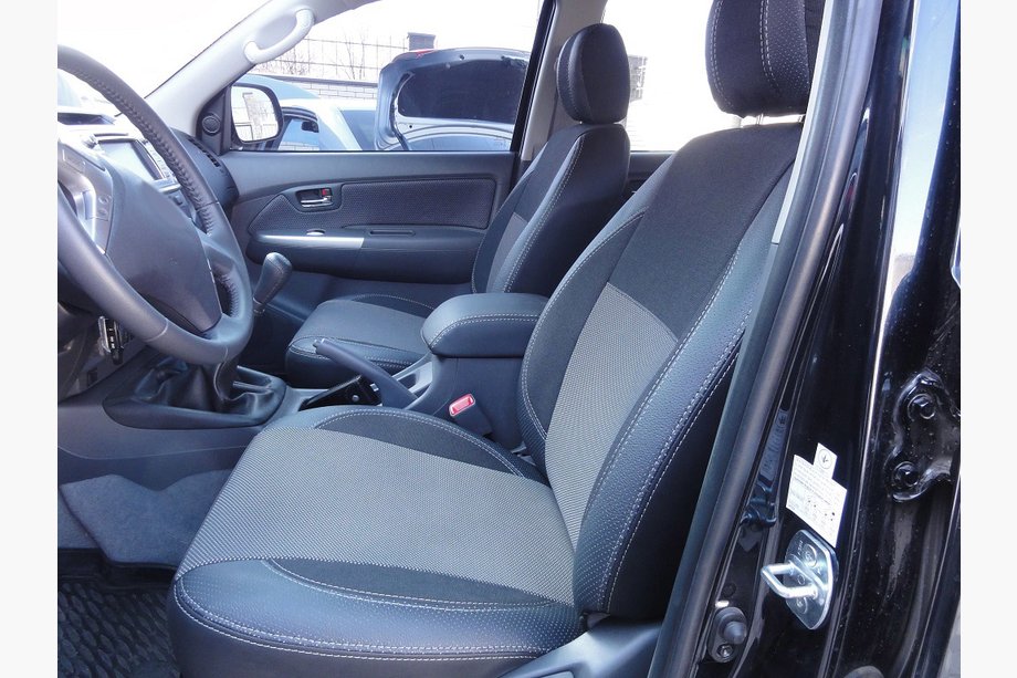 Toyota Hilux 2006–2015 Autopotahy Premium (2013+) Image