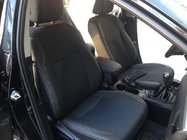Toyota Corolla 2013–2019 Autopotahy (eko kůže↗látka, Premium) fotografie 3