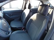 Renault Logan II 2013–2022 Autopotahy (ekokůže↗látka, Premium) fotografie 1