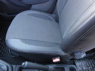 Renault Logan II 2013–2022 Autopotahy (ekokůže↗látka, Premium) fotografie 6