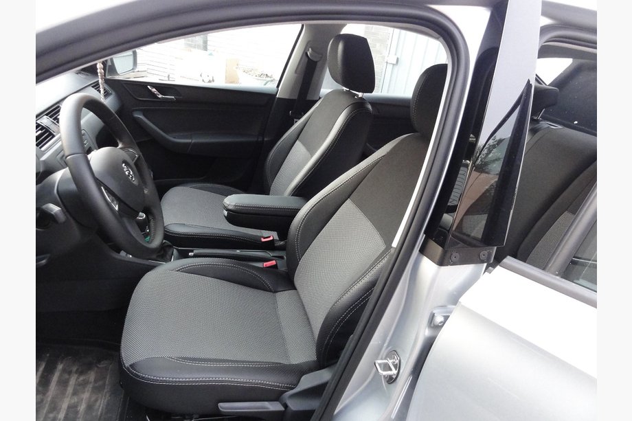 Skoda Rapid 2012–2019 Autopotahy SoyuzAuto Premium Image