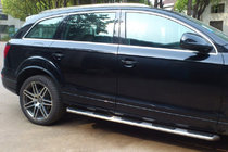 Audi Q7 2005–2015 OEM boční prahy (2 ks, hliník) fotografie 1