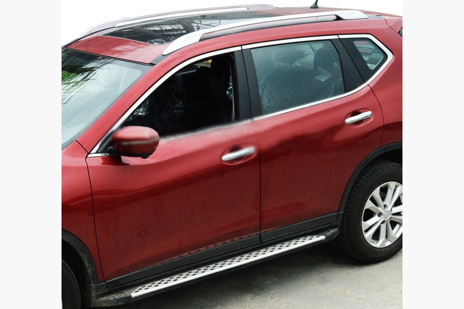 Nissan X-trail T32/Rogue 2014–2021 Střešní podélníky – originální design (šedé) Image