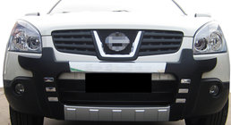 Nissan Qashqai 2007–2010 Přední difuzor V2 (plast) fotografie 1