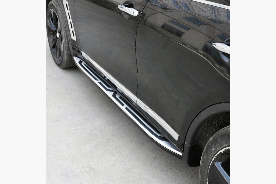 Infiniti QX70 2013–2019 Boční prahy (2 ks) Image