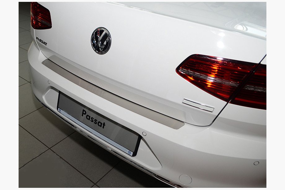 Volkswagen Passat B8 2015–2023 Ochranná lišta zadního nárazníku Nathaniko (nerez) Image