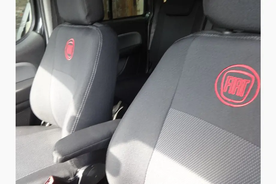 Fiat Doblo I 2001–2005 Autopotahy (látkové, Classik) Image