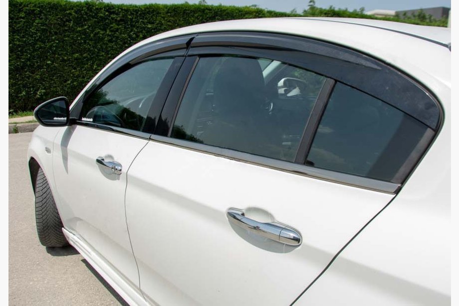Fiat Tipo 2016– Spodní okenní lišty – tmavý chrom (nerez) Image