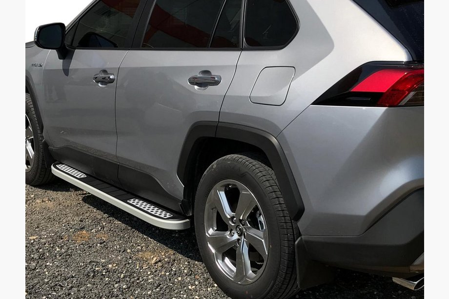 Toyota Rav 4 2019–2025 Boční nášlapy Tayga V2 (2 ks, hliník) Image