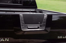 Nissan Titan 2004–2011 Chromová lišta na víko kufru (plast) fotografie 1