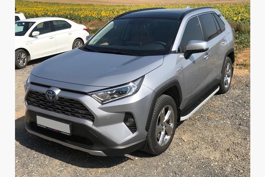 Toyota Rav 4 2019–2025 Boční prahy Tayga Grey (2 ks, hliník) Image