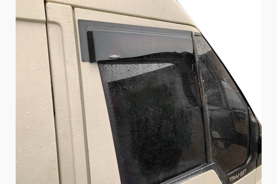 Ford Transit 2000–2014 Zlevněno! Ofuky oken (2 ks, HIC) Image