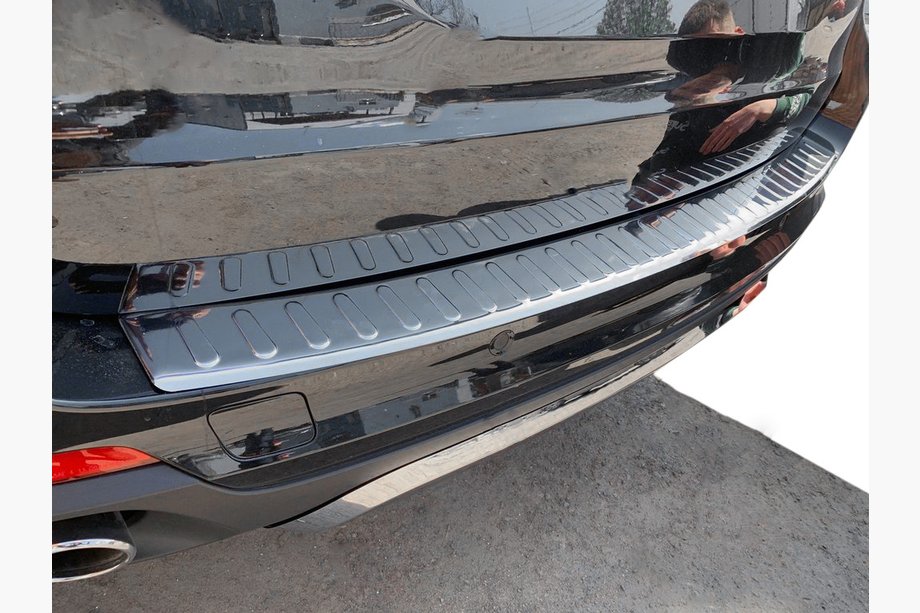 BMW X5 F15 2013–2018 Chromová lišta na zadní nárazník (Carmos) Image