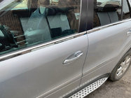 Mercedes ML W164 2005–2011 Vnější okenní lišty (4 ks, nerez) Carmos - turecká ocel fotografie 1
