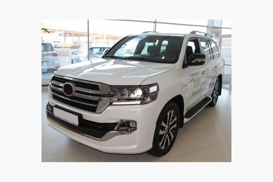 Toyota Land Cruiser 200 2007–2021 Restylingová sada z LC200 2008-2015 na 2019 Executive Fotografie 6