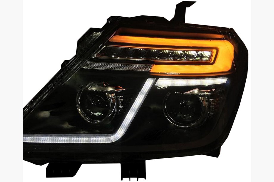 Nissan Armada 2016–2024 Přední LED světlomety Flash (2 ks) Image