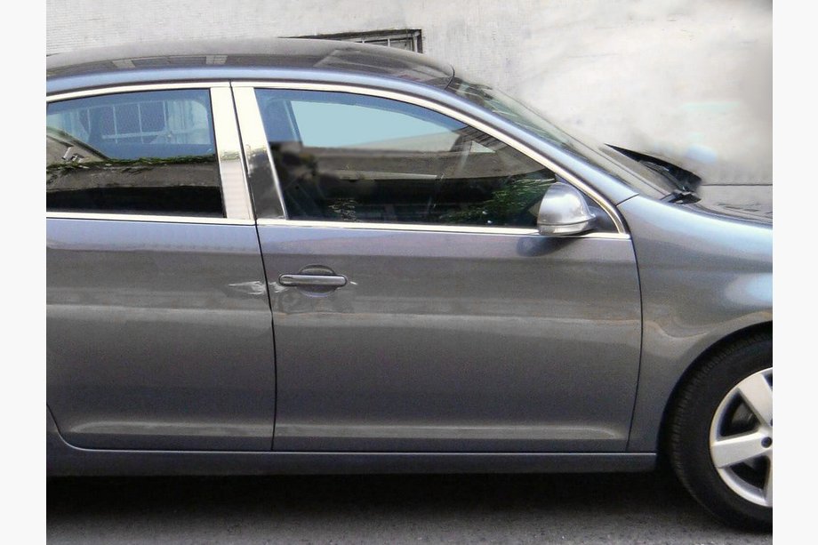 BMW řady 3 E90/E91 2005–2011 Nerezové kryty sloupků dveří Fotografie 4
