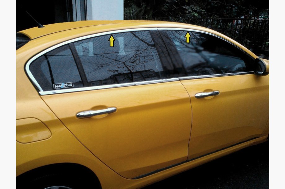 Fiat Tipo Cross 2021– Horní okenní lišty (nerez) Image