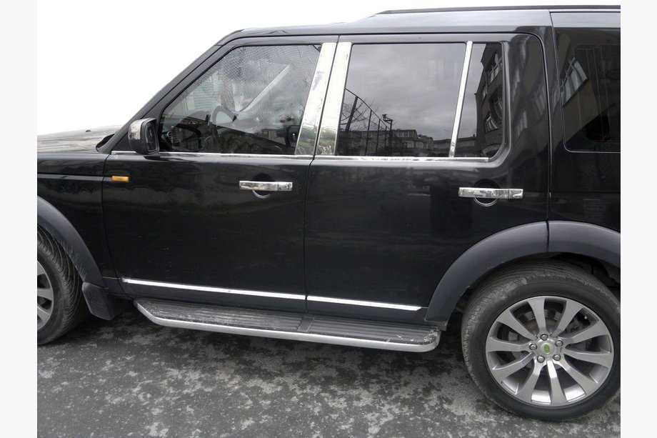 Land Rover Discovery III 2004–2009 Nerezové lišty sloupků dveří (6 ks) Image