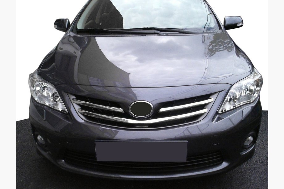 Toyota Corolla 2007–2013 Chromové kryty masky chladiče (2010-2013, 3 ks, nerez) Image