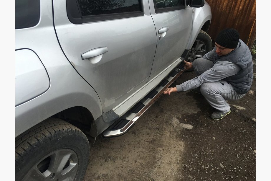 Renault Duster 2008–2017 Boční nášlapy Vison (2 ks, hliník / nerez) Image