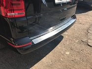 Volkswagen T6 2015–2024 Nerezová lišta na zadní nárazník Omsa matná (1 dveře, nerez) fotografie 4