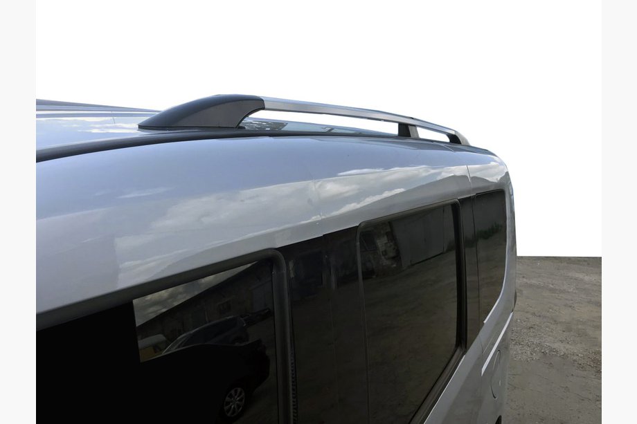 Opel Combo 2012–2018 VÝPRODEJ!!! Střešní podélníky šedý metalický (plastové patky) Maxi (dlouhý rozvor) Image