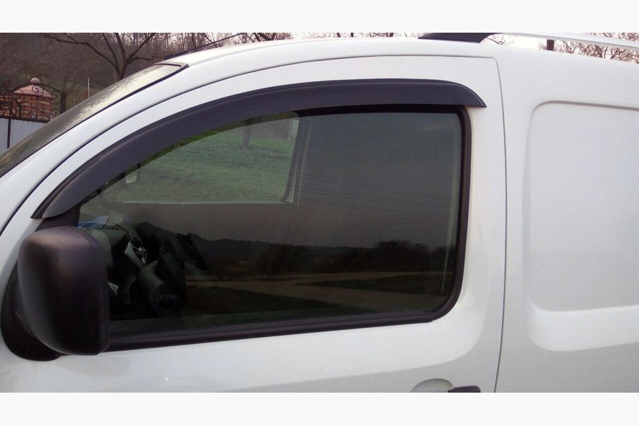 Renault Kangoo 2008–2020 Okenní deflektory (2 ks, UA) Image