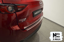 Mazda CX-5 2017–2025 Nerezová lišta na zadní nárazník s ohybem Nataniko fotografie 2