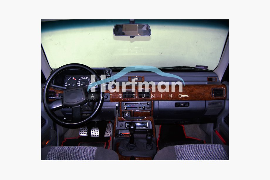 Opel Frontera 1991–1998 AKCE! Dekorativní lišty na palubní desku v imitaci dřeva (1992-1995) Image