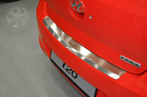 Hyundai I-20 2012–2014 Nerezová ochranná lišta na zadní nárazník s ohybem Natanika fotografie 1