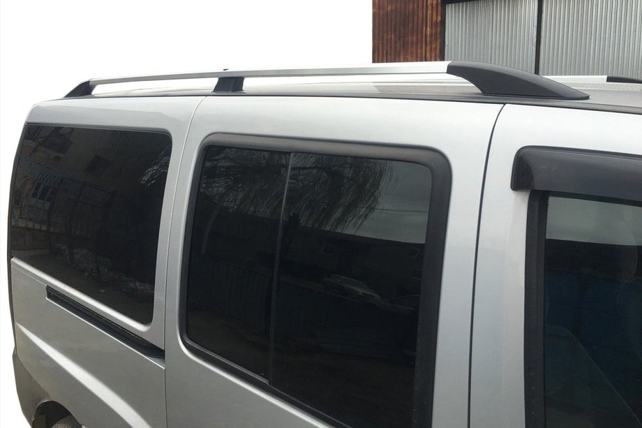 Fiat Doblo I 2001–2005 Chromované střešní ližiny Plastové patky Image