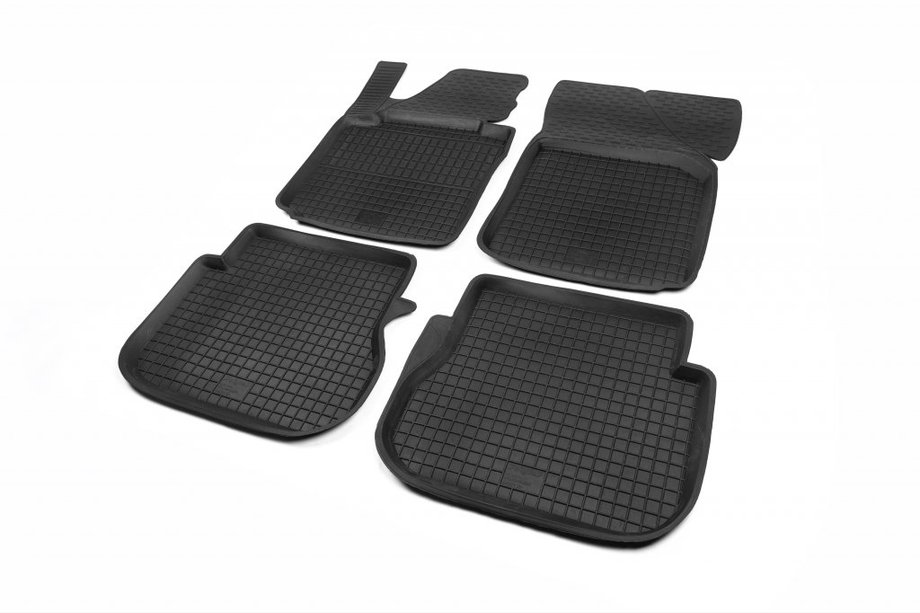 Volkswagen Caddy 2015–2020 Gumové koberce do auta s okrajem (4 ks, Polytep) Image