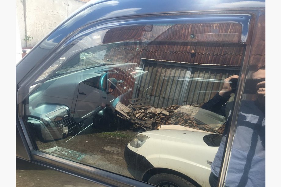 Mercedes Vito W638 1996–2003 Okenní deflektory (2 ks, Sunflex) Image