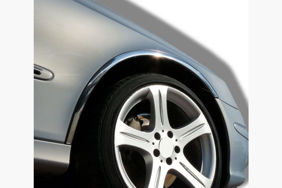 Mercedes E-class W211 2002–2009 Nerezové lišty na lemy blatníků (4 ks) Fotografie 1