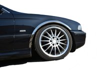 BMW řada 5 E39 1996–2003 Nerezové lišty na lemy blatníků (4 ks) fotografie 1