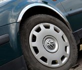 Volkswagen Passat B5 1997–2005 Nerezové lišty na lemy blatníků (4 ks) Sedan, 1996-2000 fotografie 1