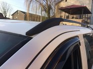 Mercedes Viano 2004–2014 Černé střešní ližiny ELITE (plastová noha) Krátký rozvor (Short, Compact) fotografie 3