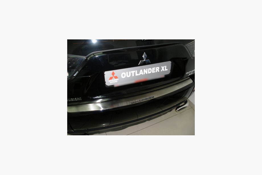 Mitsubishi Outlander 2006–2012 Ochranná lišta zadního nárazníku Nathaniko (nerez) Image